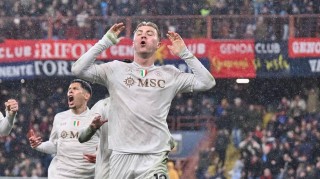 意大利杯7-8鏖战，意甲第3那不勒斯主场惜败意甲第6科莫，无缘四强